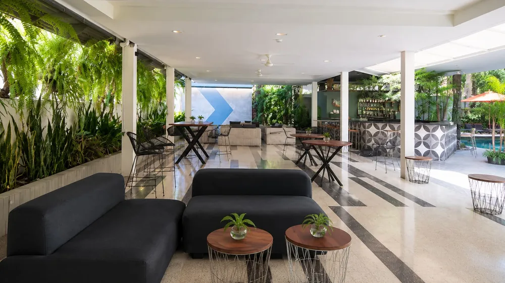 Terraza Lounge y Bar — TAMANACO CARACAS
